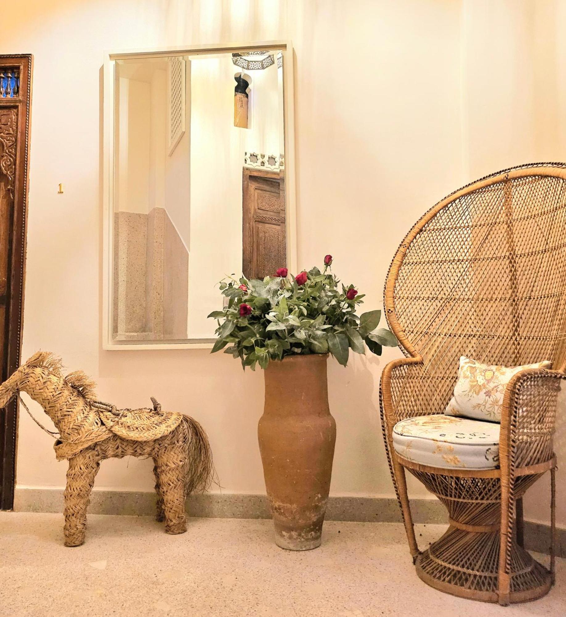 Absinthe Guest House แทนเจียร์ ภายนอก รูปภาพ