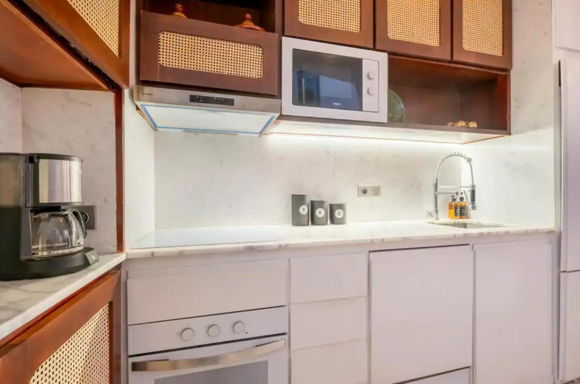Absinthe Guest House แทนเจียร์ ภายนอก รูปภาพ