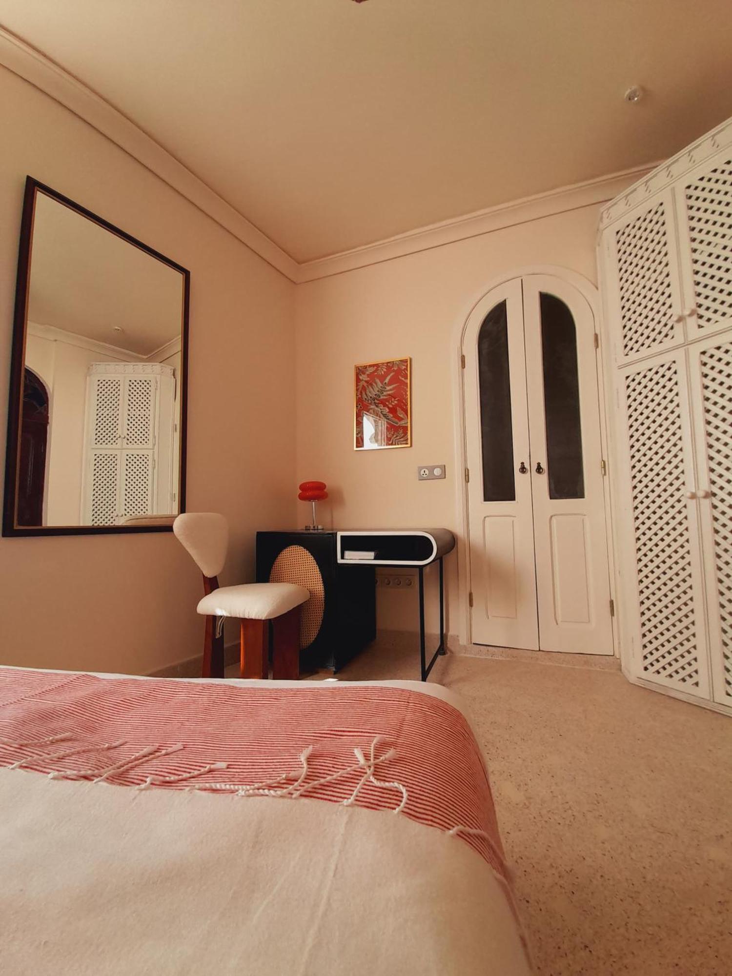 Absinthe Guest House แทนเจียร์ ห้อง รูปภาพ